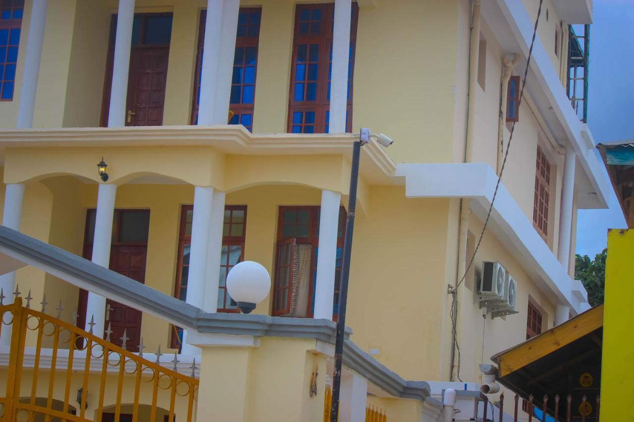 Hillstarh Hotel Dar es Salaam Bagian luar foto